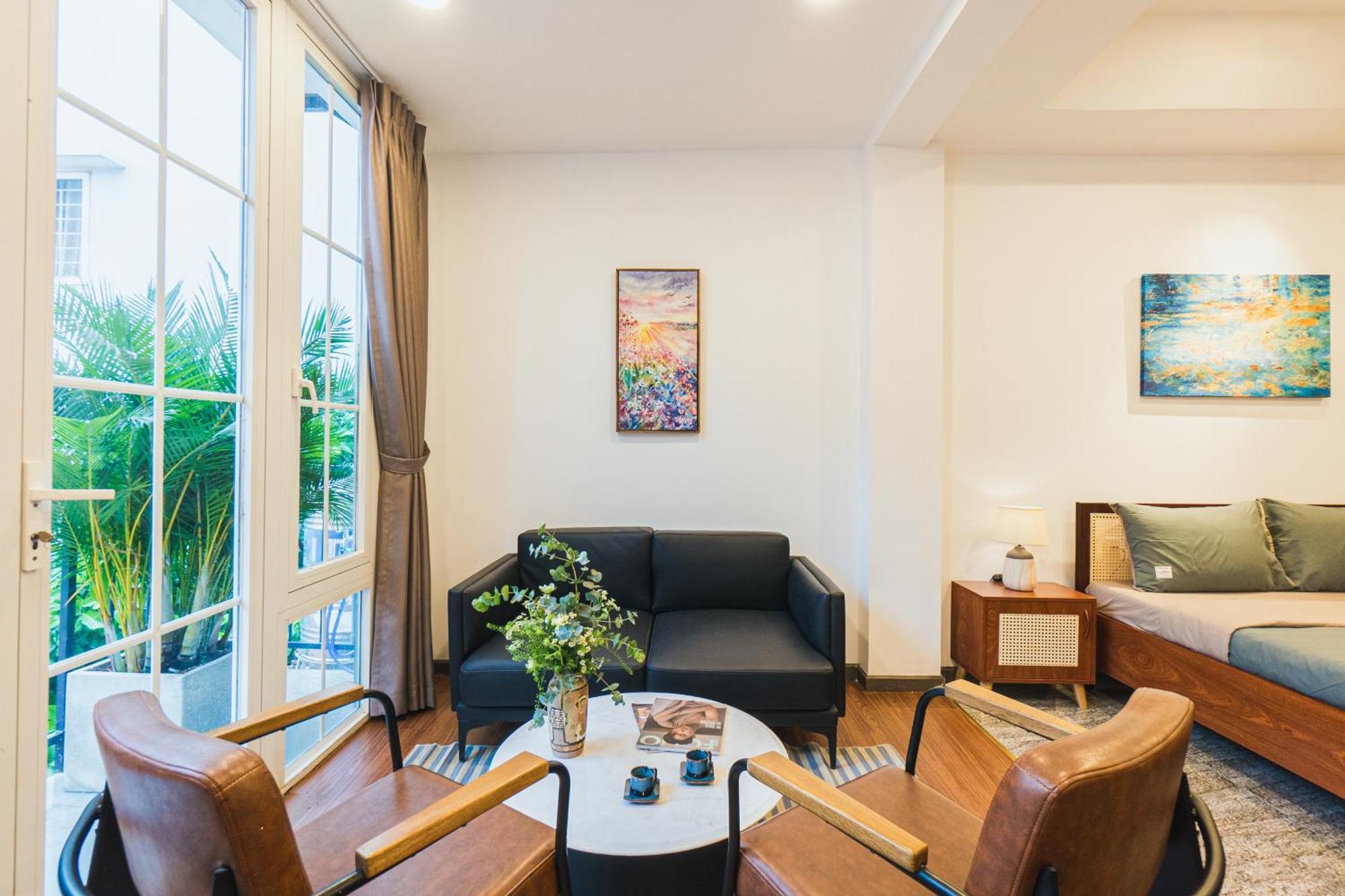 Khách sạn Nexus House Cay Diep - Near Independence Palace 4*